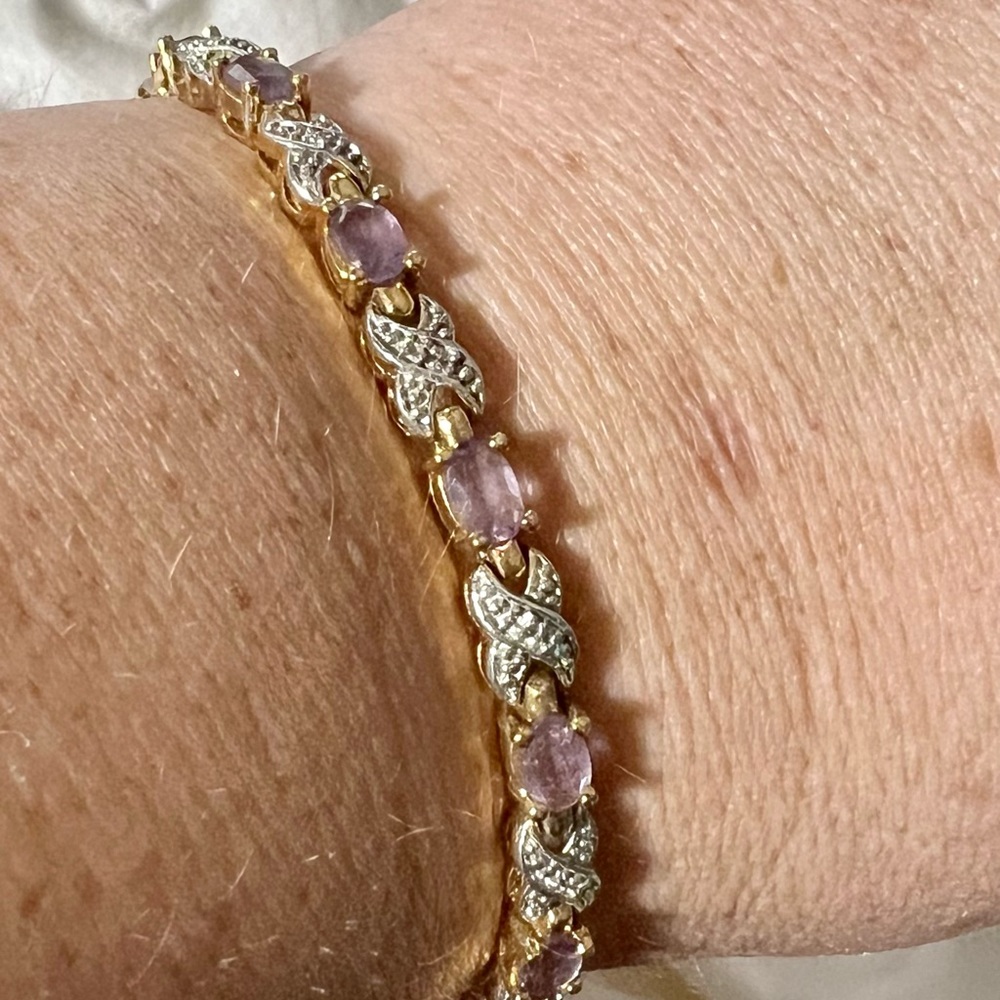 Amethyst and Diamond Chip Bracelet 7”